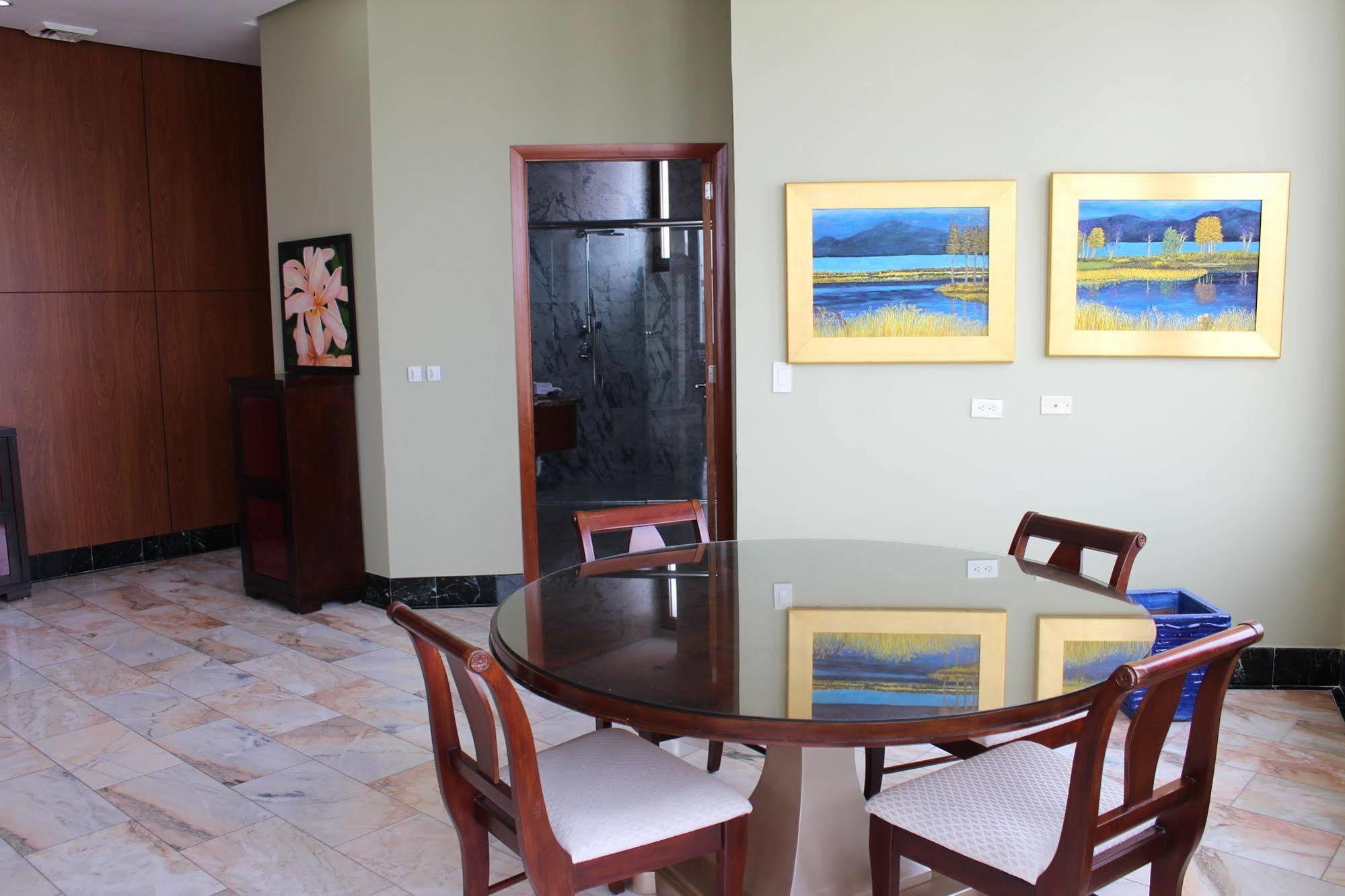 Torres De Alba Hotel & Suites Ciudad de Panamá Exterior foto