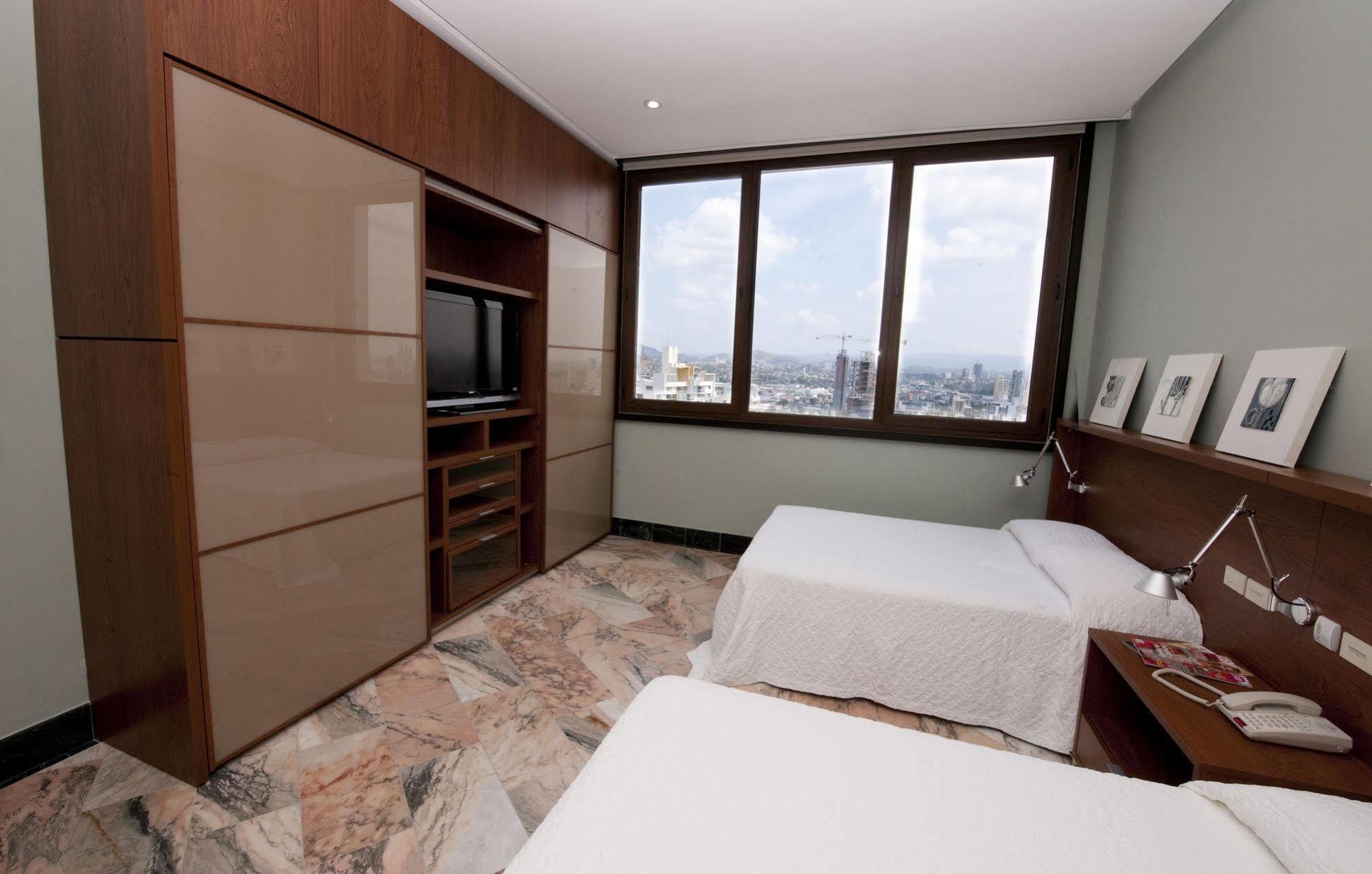 Torres De Alba Hotel & Suites Ciudad de Panamá Exterior foto